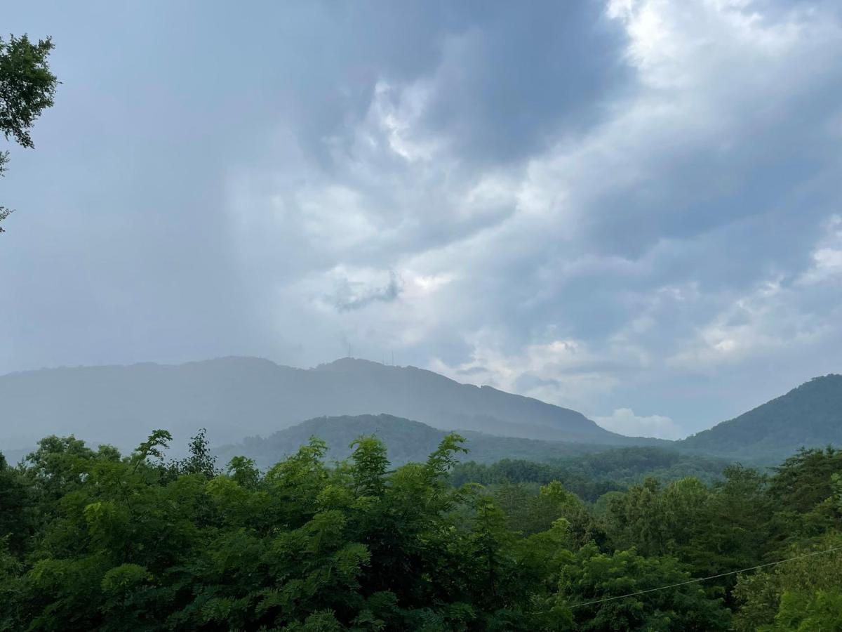 Bear Doodle Villa Sevierville Bagian luar foto
